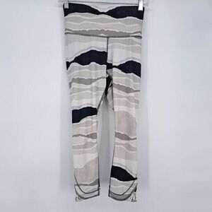 Lululemon True Self‎ Cropped Leggings Size 4